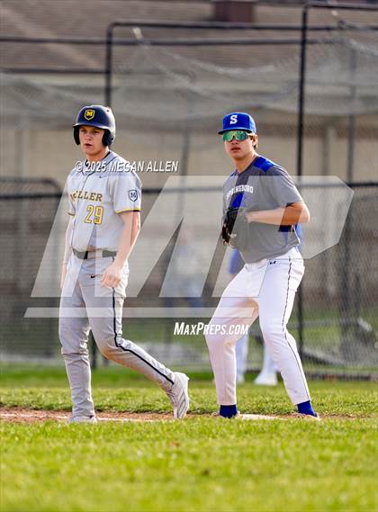 Thumbnail 2 in Archbishop Moeller vs Springboro (Scrimmage) photogallery.