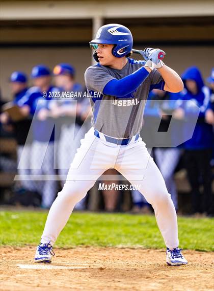 Thumbnail 3 in Archbishop Moeller vs Springboro (Scrimmage) photogallery.