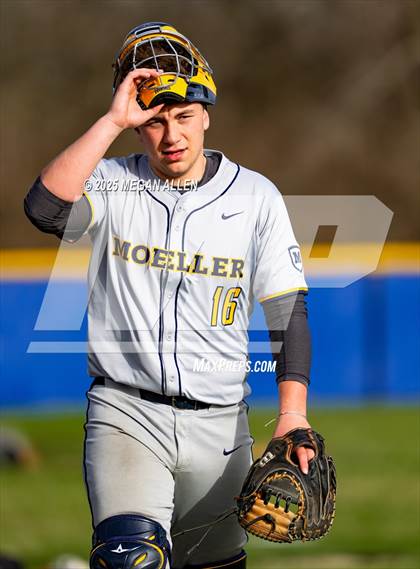 Thumbnail 1 in Archbishop Moeller vs Springboro (Scrimmage) photogallery.
