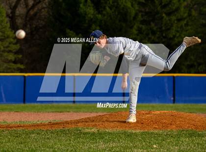Thumbnail 3 in Archbishop Moeller vs Springboro (Scrimmage) photogallery.