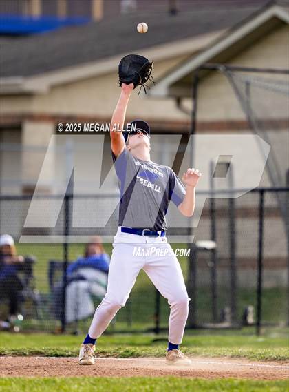 Thumbnail 1 in Archbishop Moeller vs Springboro (Scrimmage) photogallery.