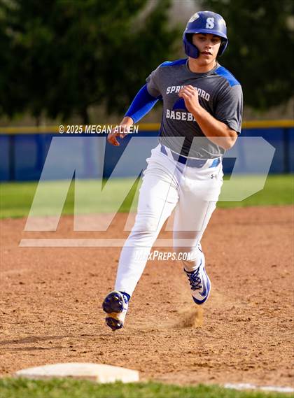 Thumbnail 3 in Archbishop Moeller vs Springboro (Scrimmage) photogallery.