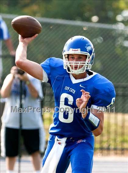 Thumbnail 1 in La Salle @ Covington Catholic photogallery.