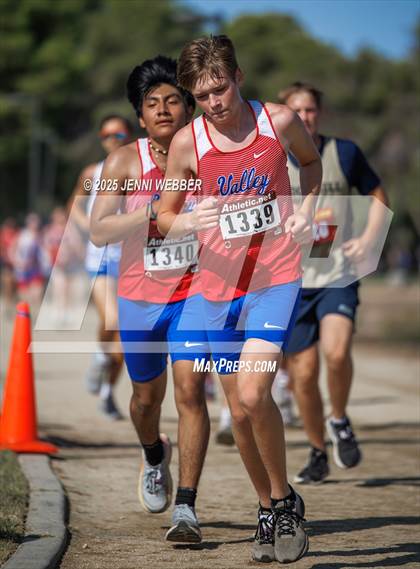Thumbnail 2 in Larry Burgess Invitational B photogallery.