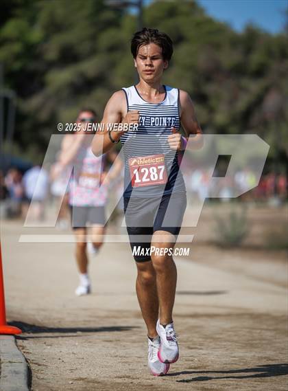Thumbnail 3 in Larry Burgess Invitational B photogallery.