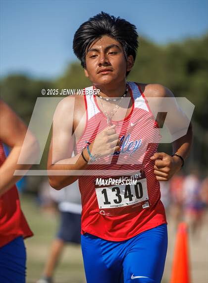 Thumbnail 3 in Larry Burgess Invitational B photogallery.