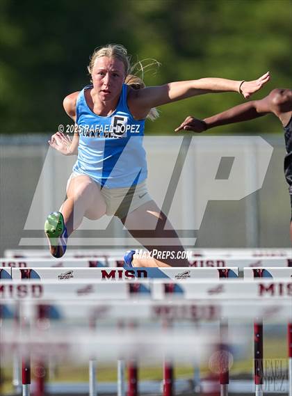 Thumbnail 2 in Dog Pound Invitational (100M Hurdles) photogallery.