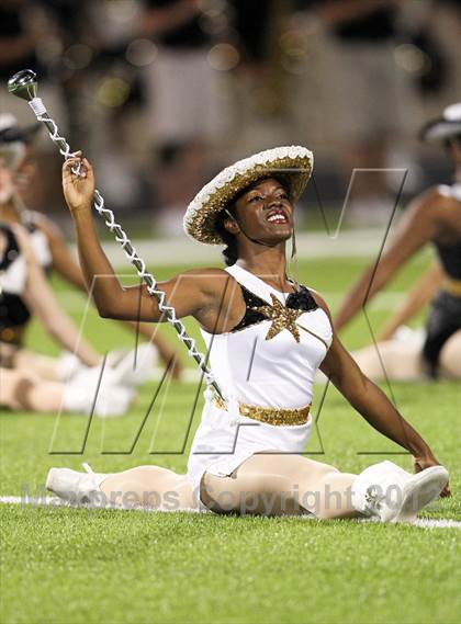 Thumbnail 3 in Garland @ Plano East photogallery.