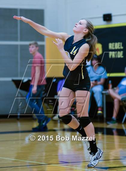 Thumbnail 2 in Columbiana @ Crestview photogallery.