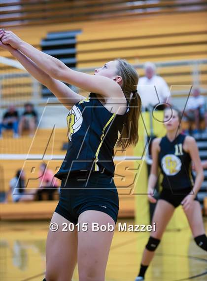 Thumbnail 2 in Columbiana @ Crestview photogallery.