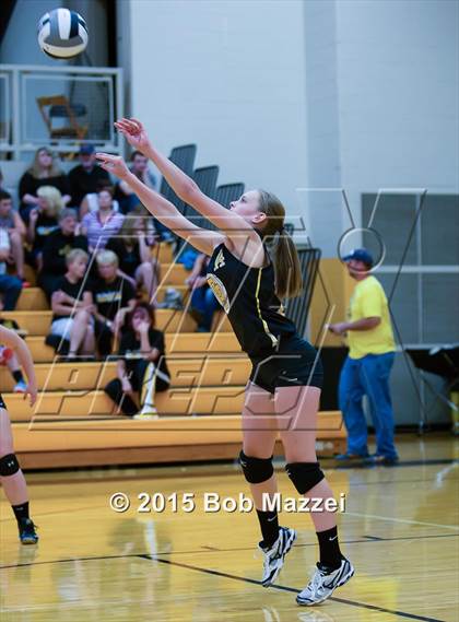Thumbnail 2 in Columbiana @ Crestview photogallery.