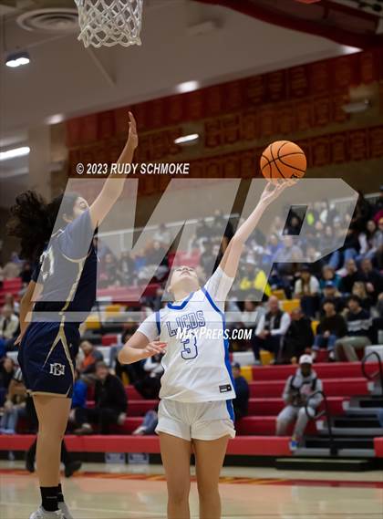 Thumbnail 3 in Del Norte vs. La Jolla Country Day (CIF SDS Girls Championship) photogallery.