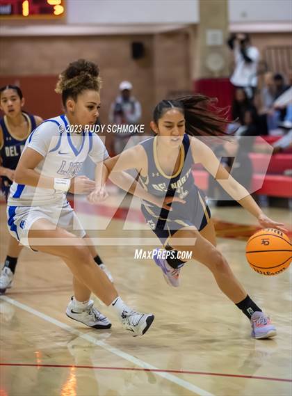 Thumbnail 2 in Del Norte vs. La Jolla Country Day (CIF SDS Girls Championship) photogallery.