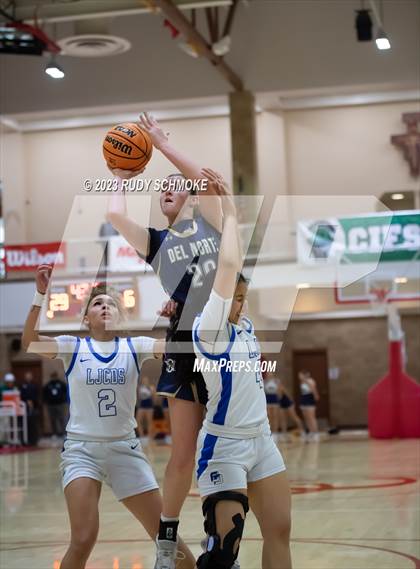 Thumbnail 3 in Del Norte vs. La Jolla Country Day (CIF SDS Girls Championship) photogallery.