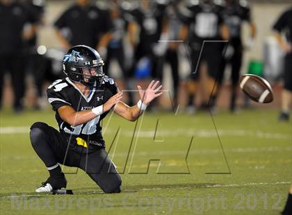 Thumbnail 3 in Azusa vs. Don Lugo photogallery.