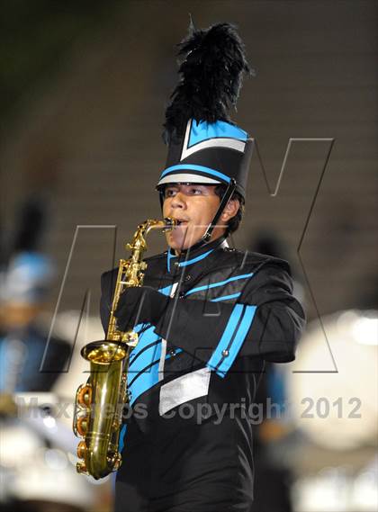 Thumbnail 2 in Azusa vs. Don Lugo photogallery.