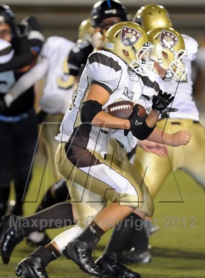 Thumbnail 3 in Azusa vs. Don Lugo photogallery.