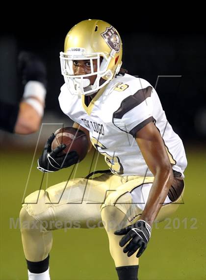 Thumbnail 2 in Azusa vs. Don Lugo photogallery.