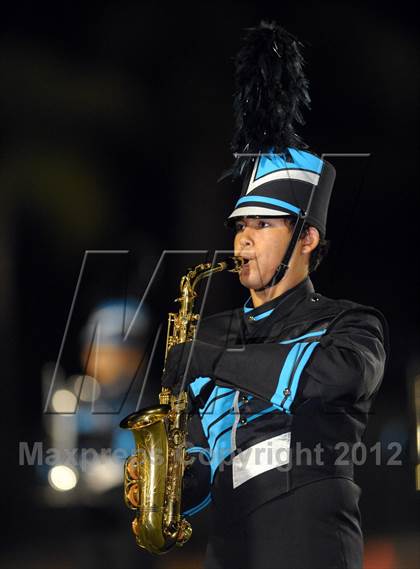 Thumbnail 1 in Azusa vs. Don Lugo photogallery.
