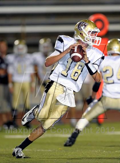 Thumbnail 1 in Azusa vs. Don Lugo photogallery.