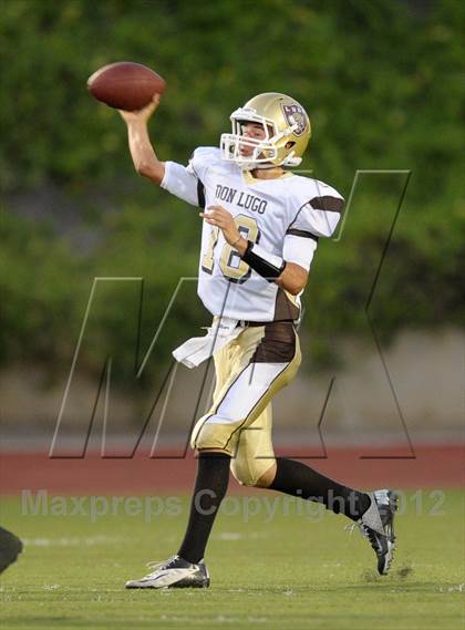 Thumbnail 1 in Azusa vs. Don Lugo photogallery.