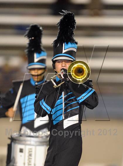 Thumbnail 2 in Azusa vs. Don Lugo photogallery.