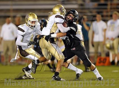 Thumbnail 2 in Azusa vs. Don Lugo photogallery.