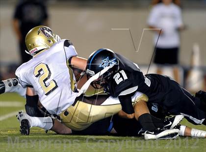 Thumbnail 1 in Azusa vs. Don Lugo photogallery.