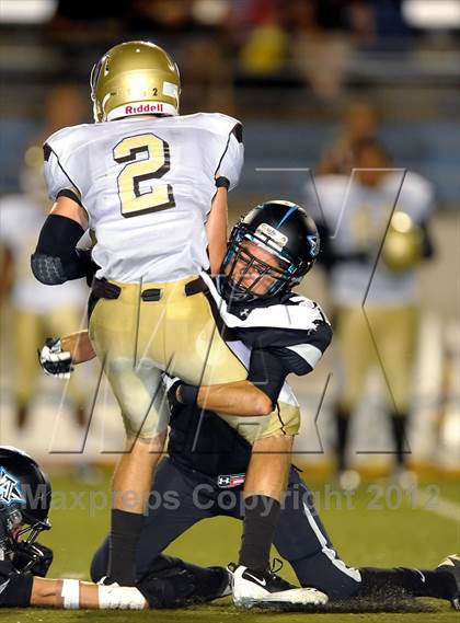 Thumbnail 3 in Azusa vs. Don Lugo photogallery.
