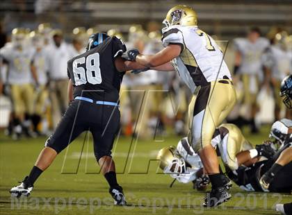 Thumbnail 3 in Azusa vs. Don Lugo photogallery.