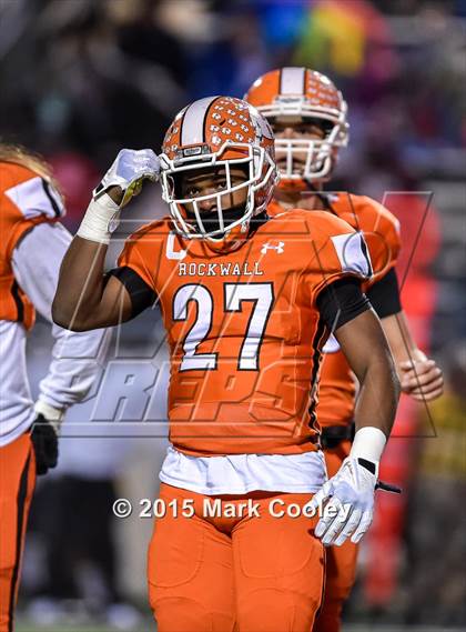 Thumbnail 3 in Spring vs. Rockwall (UIL 6A D2 Regional Final) photogallery.