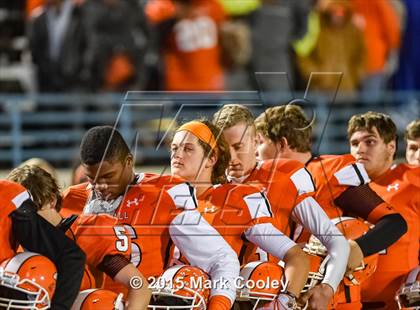 Thumbnail 2 in Spring vs. Rockwall (UIL 6A D2 Regional Final) photogallery.