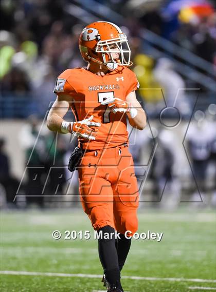 Thumbnail 3 in Spring vs. Rockwall (UIL 6A D2 Regional Final) photogallery.