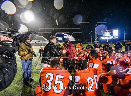 Thumbnail 1 in Spring vs. Rockwall (UIL 6A D2 Regional Final) photogallery.