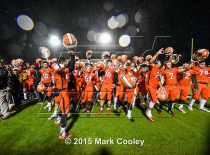 Thumbnail 3 in Spring vs. Rockwall (UIL 6A D2 Regional Final) photogallery.