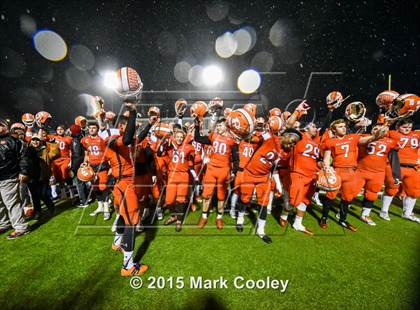 Thumbnail 2 in Spring vs. Rockwall (UIL 6A D2 Regional Final) photogallery.