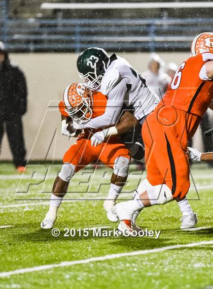 Thumbnail 3 in Spring vs. Rockwall (UIL 6A D2 Regional Final) photogallery.