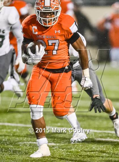 Thumbnail 3 in Spring vs. Rockwall (UIL 6A D2 Regional Final) photogallery.