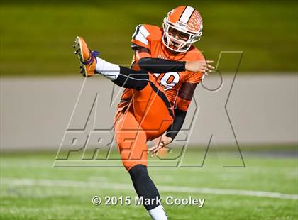 Thumbnail 1 in Spring vs. Rockwall (UIL 6A D2 Regional Final) photogallery.