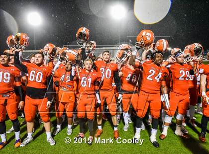 Thumbnail 3 in Spring vs. Rockwall (UIL 6A D2 Regional Final) photogallery.