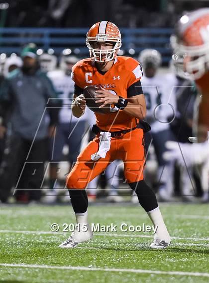Thumbnail 2 in Spring vs. Rockwall (UIL 6A D2 Regional Final) photogallery.