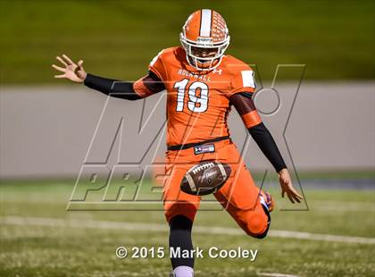 Thumbnail 2 in Spring vs. Rockwall (UIL 6A D2 Regional Final) photogallery.