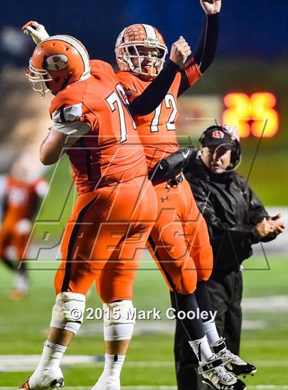 Thumbnail 1 in Spring vs. Rockwall (UIL 6A D2 Regional Final) photogallery.