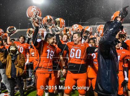 Thumbnail 2 in Spring vs. Rockwall (UIL 6A D2 Regional Final) photogallery.