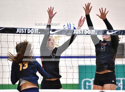 Thumbnail 3 in Boulder City vs. Village Christian (Durango Fall Classic) photogallery.