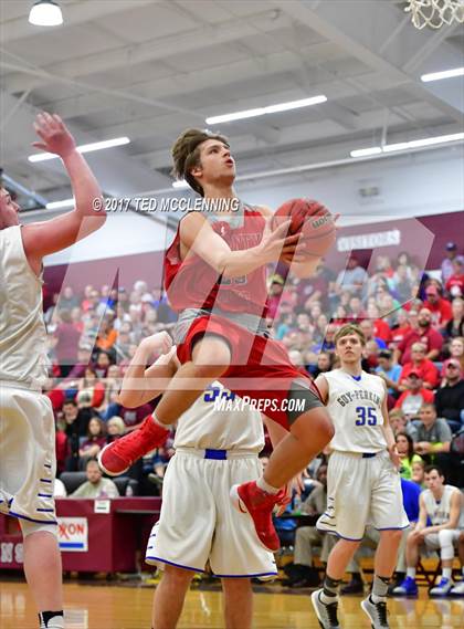 Thumbnail 1 in Guy-Perkins vs. County Line (AAA 1A Playoff) photogallery.