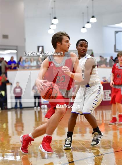 Thumbnail 3 in Guy-Perkins vs. County Line (AAA 1A Playoff) photogallery.