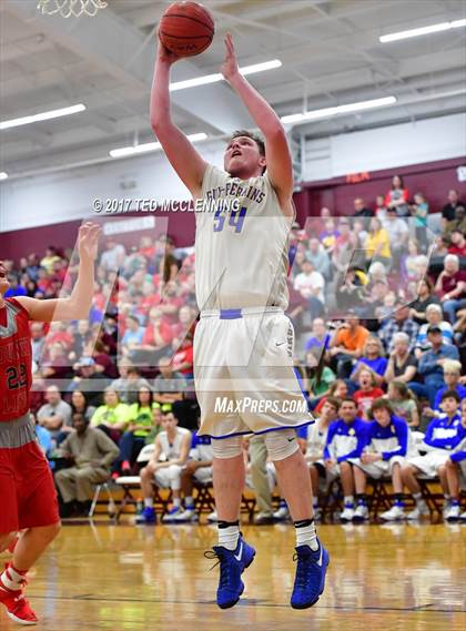 Thumbnail 1 in Guy-Perkins vs. County Line (AAA 1A Playoff) photogallery.
