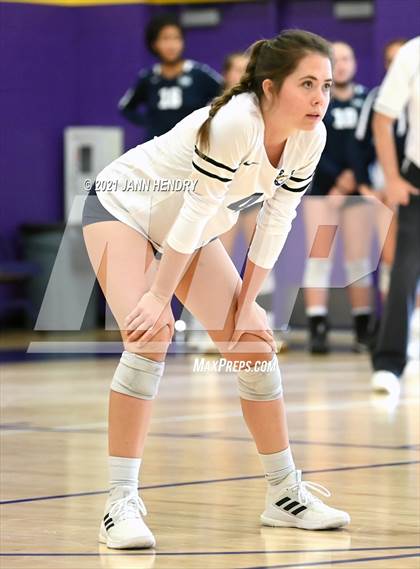 Thumbnail 2 in Vista Murrieta vs. Cathedral Catholic (Durango Fall Classic) photogallery.