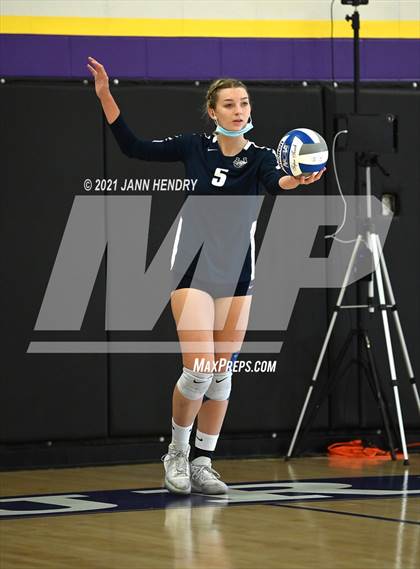 Thumbnail 1 in Vista Murrieta vs. Cathedral Catholic (Durango Fall Classic) photogallery.